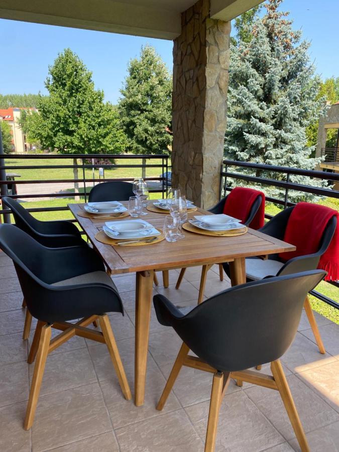 Bad-Buek Golf & Wellnes Apartman Villapark Esterno foto